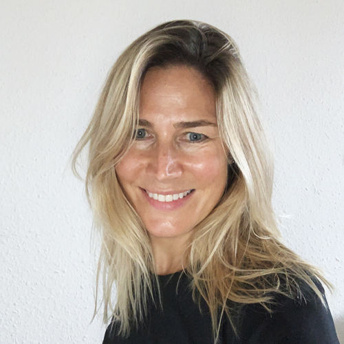 https://avironvesenaz.ch/wp-content/uploads/2020/11/Camilla-1.jpg